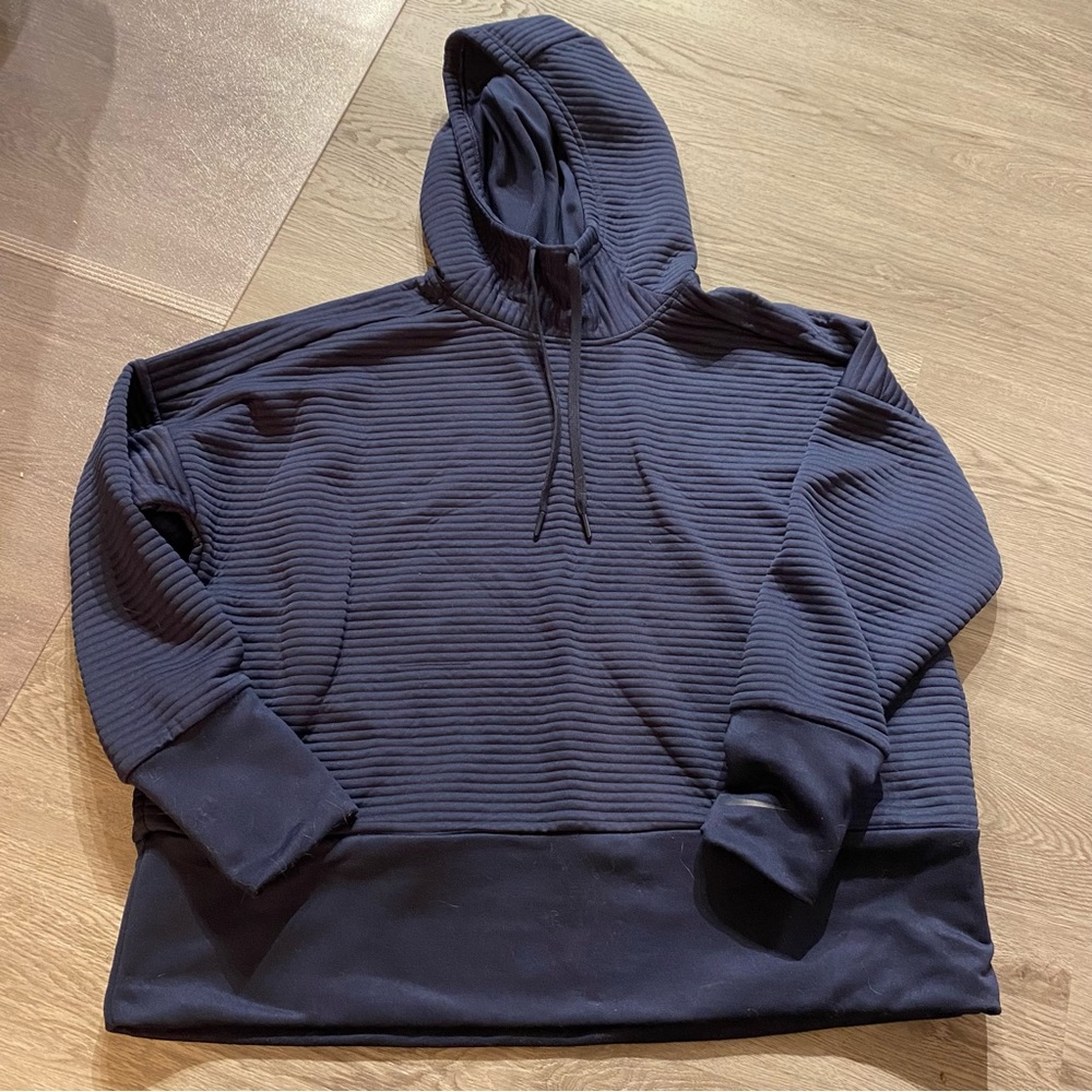 Excellent Condition Navy Nike sweatshirt